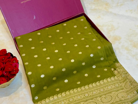 Handlloom Kadhua Banarasi Silk Saree- Big Border - Mehndi Green Silver Buti Sale